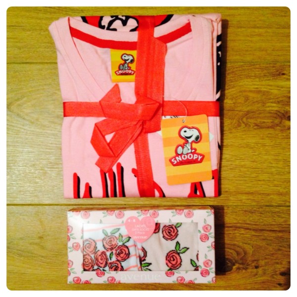 Ladies Character Shorty PJs and Gift Socks Set