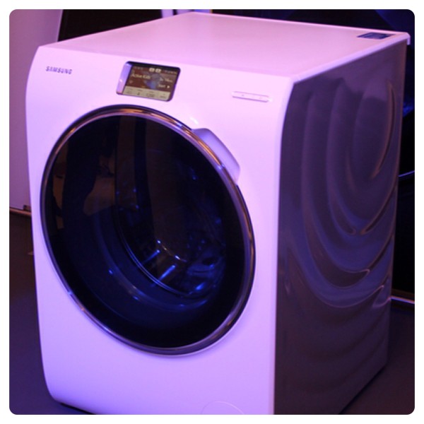 Samsung’s WW9000 Washing Machine: Smart and Stylish