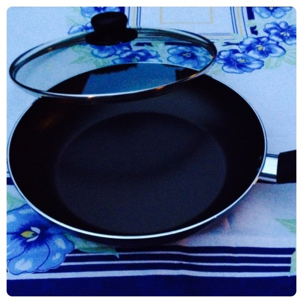 Non-stick 28cm Frying Pan