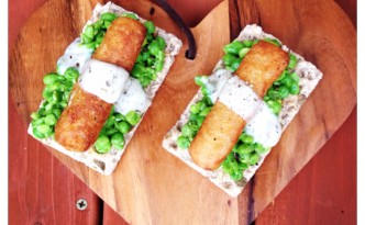 Crunchy Fish Finger Ryvitas with Crushed Peas and Tartare Sauce