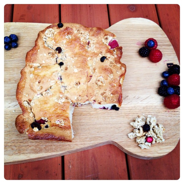 Mixed Berry Traybake