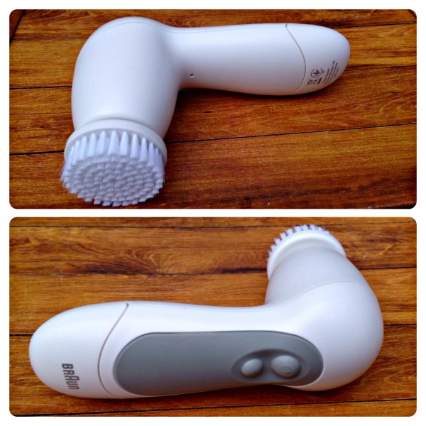 Facial Cleansing Brush