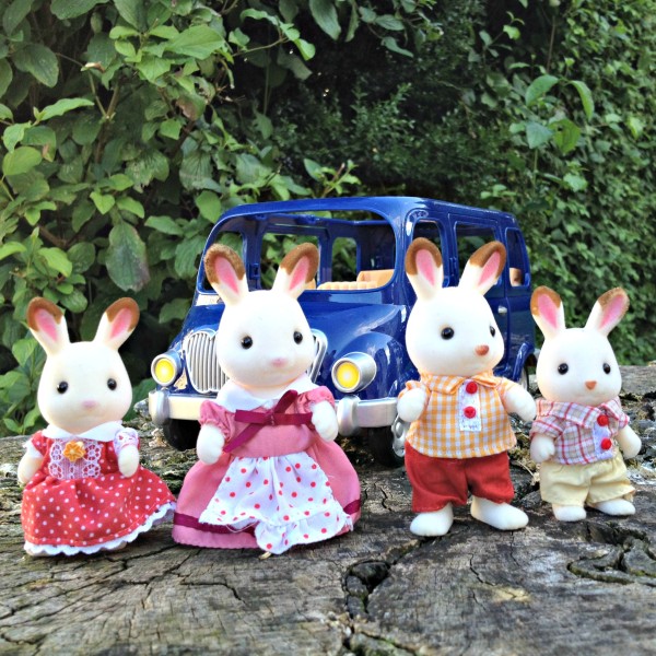 Sylvanian Chocolate Rabbit Family