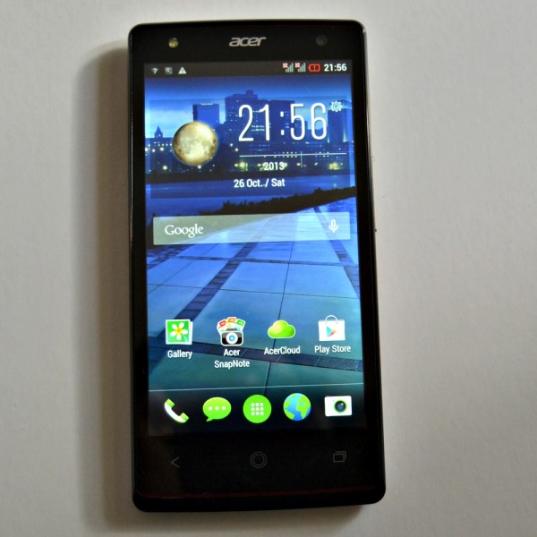 Acer Liquid E3: HD Screen and Front Flash Camera