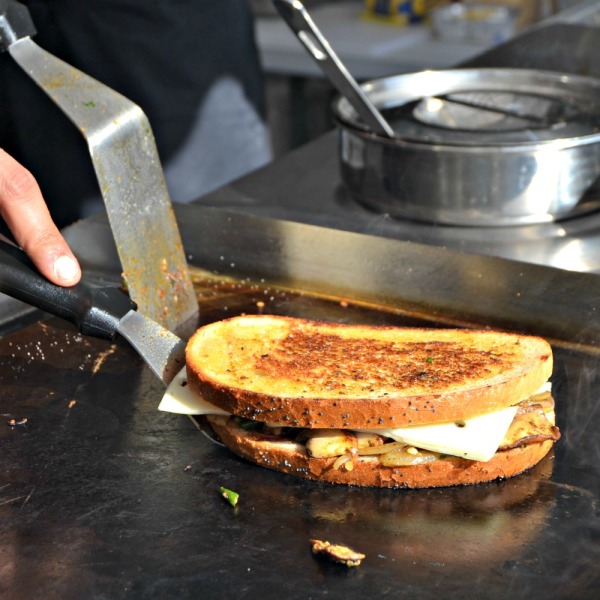 Wembley Park: Pulled Tandoori Chicken Sandwich