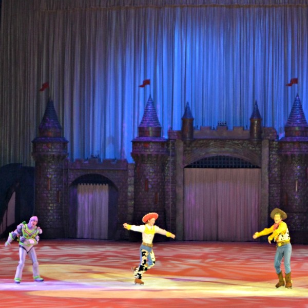 Woody and Buzz Lightyear on Disney on Ice