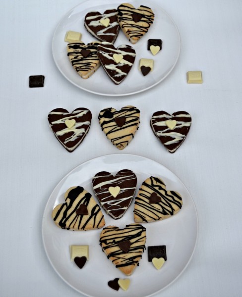 Chocolate Heart Shortbread Sandwich 