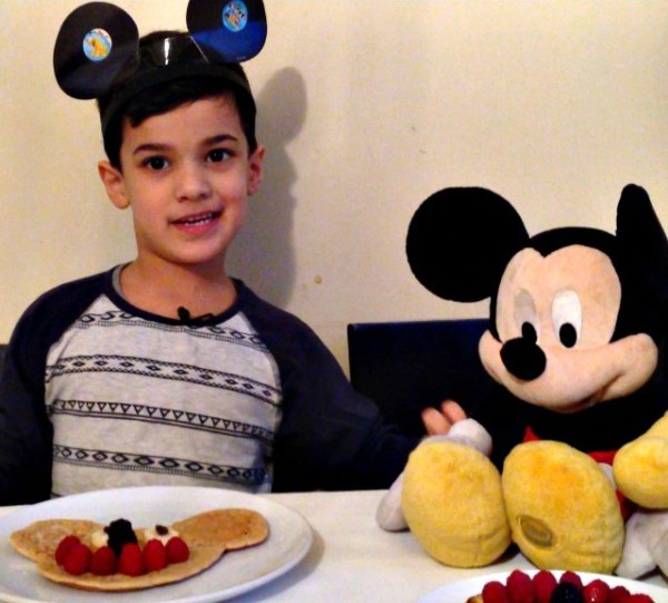 Mickey Mouse Breakfast 3